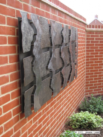 Sculpture-wall hanging in garden-view 3 Sculpture-wall hanging in garden-view 3