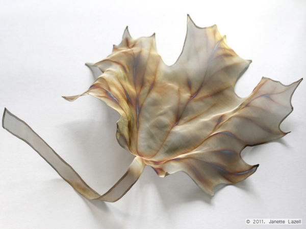 Stainless steel fabric leaf-Norway Maple Stainless steel fabric leaf-Norway Maple